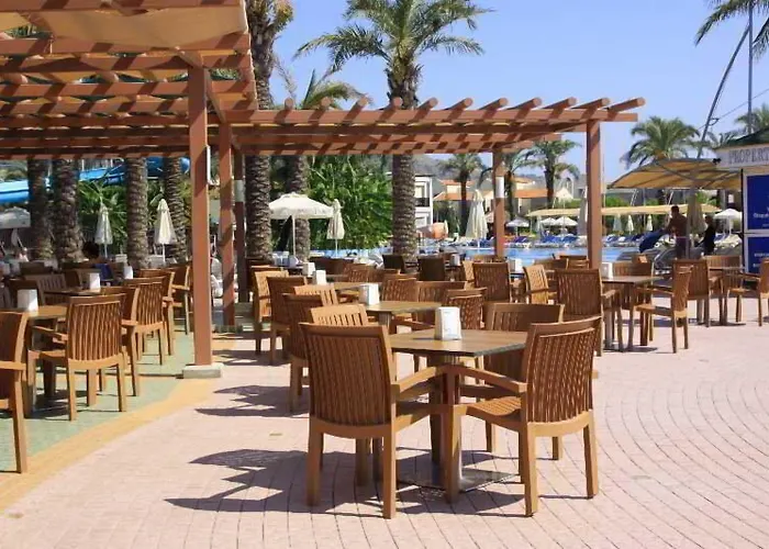 Tt Tropical Family Life Tropical Hotel